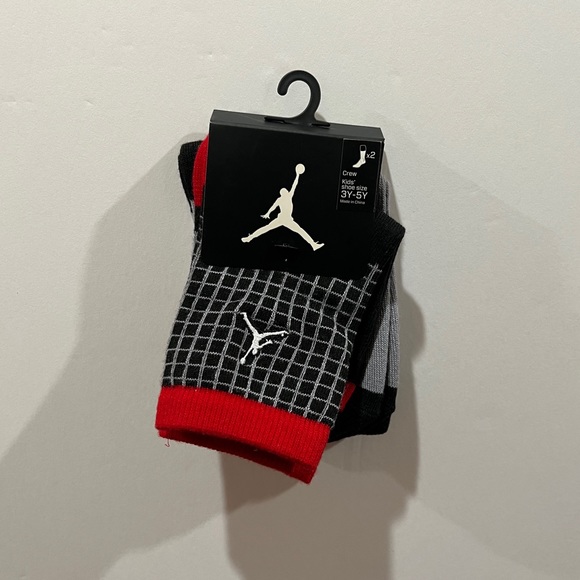 Jordan, Kids Crew Socks, Red, Black & Grey, 2 Pack - Picture 1 of 6